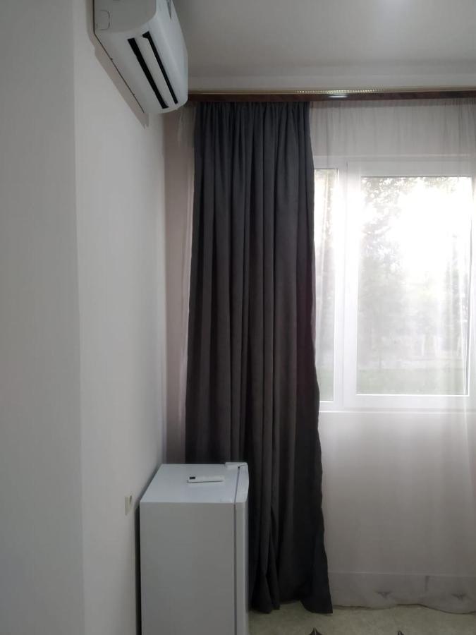 Na Shapsug Guest House Gagra Exterior foto