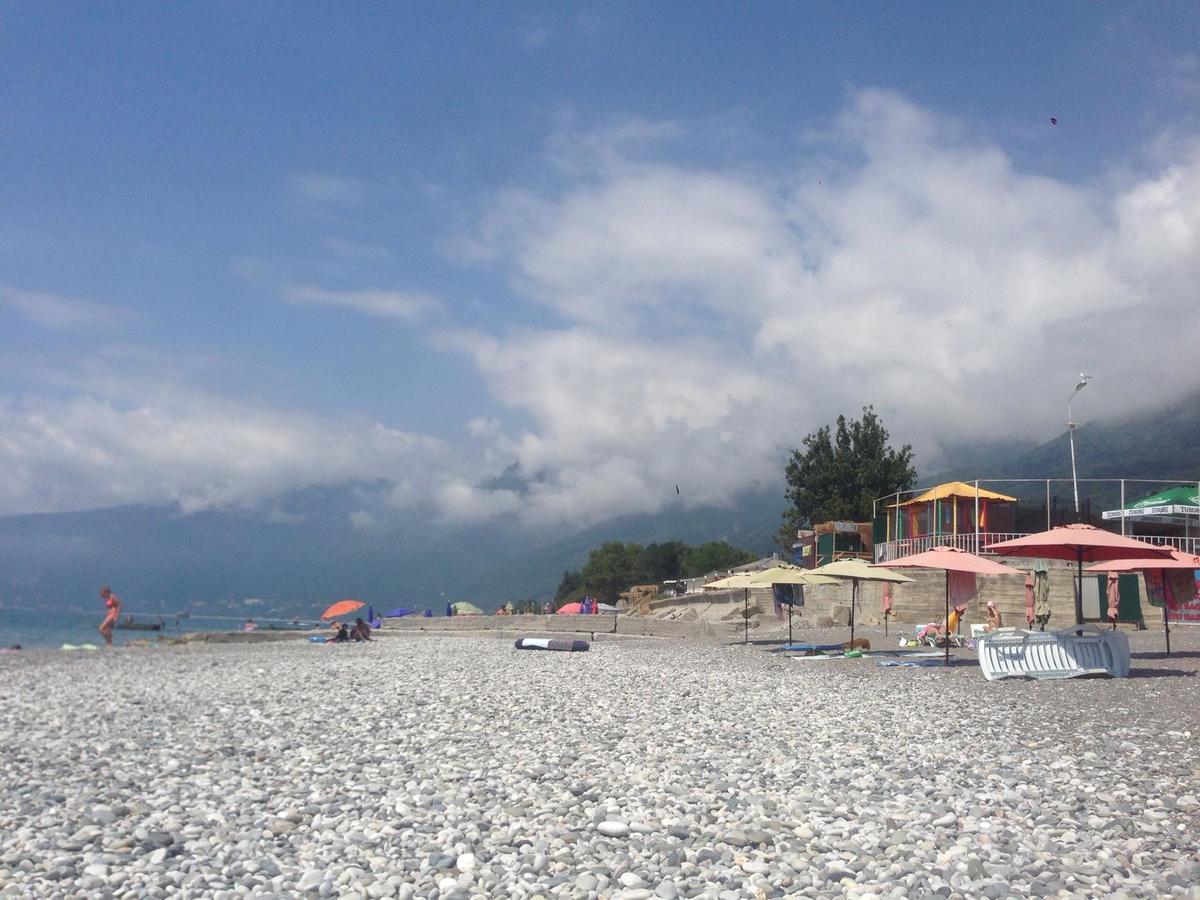 Na Shapsug Guest House Gagra Exterior foto